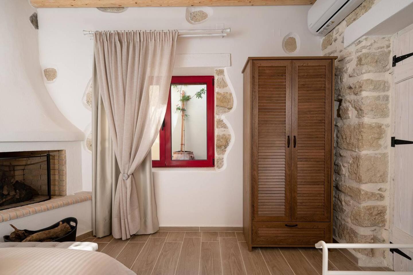Physis Country House Near Matala Beach & Faistos Kouses Exterior photo